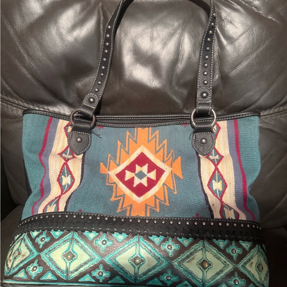 Concealed carry Montana West Blue and Orange Shoulder Bag